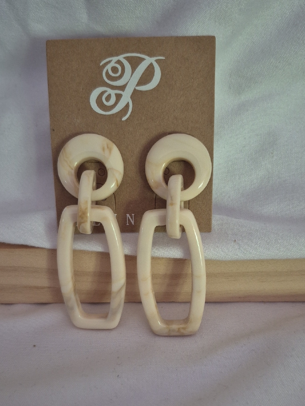 Plunder Cream Resin Linked Drop Earrings